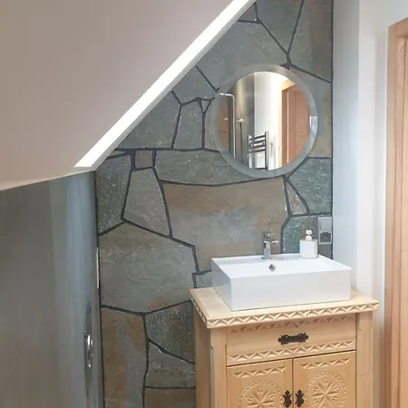Korona Pienin & - Z Sauna I Grota Solna Apartman