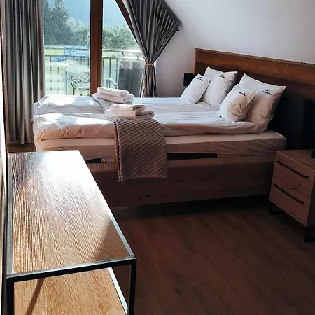 Korona Pienin & - Z Sauna I Grota Solna